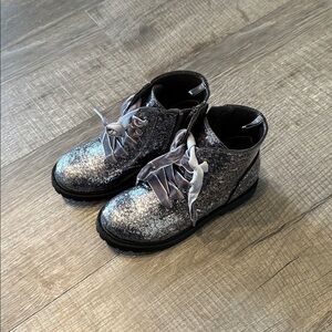 Old Navy Silver Glitter Kids Boots size 11